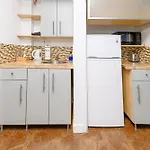 Seastays-Beachfront Apartments